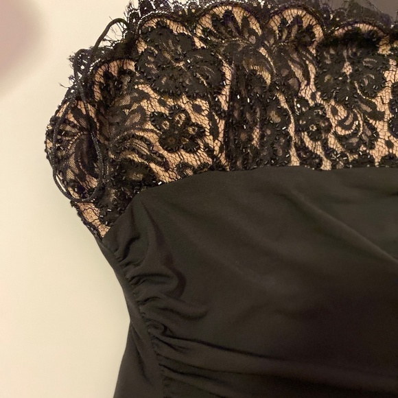 JS Boutique Elegant Black Gown w Lace Top & Spaghetti Straps - Picture 8 of 14